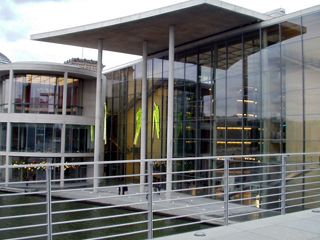 Berlin, Paul-Löbe-Haus, Spreeseite, Foto:2004rds